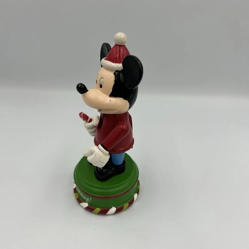 Disney‎ Mickey Holiday Christmas Nutcracker 2010